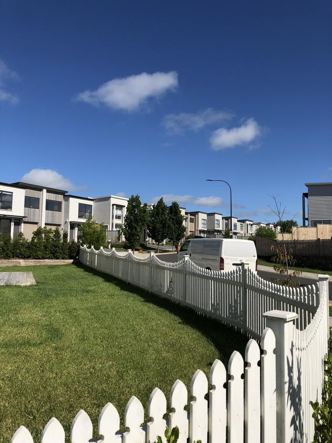 Brand New Bedroom In Karaka 奥克兰 外观 照片